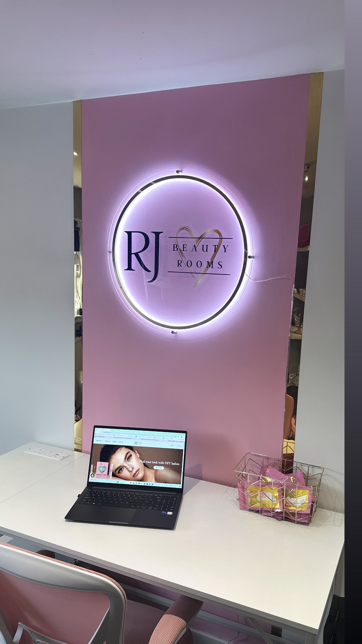 Benutzerdefinierte Acryl Hintergrundbeleuchtung LED-Logo Zeichen