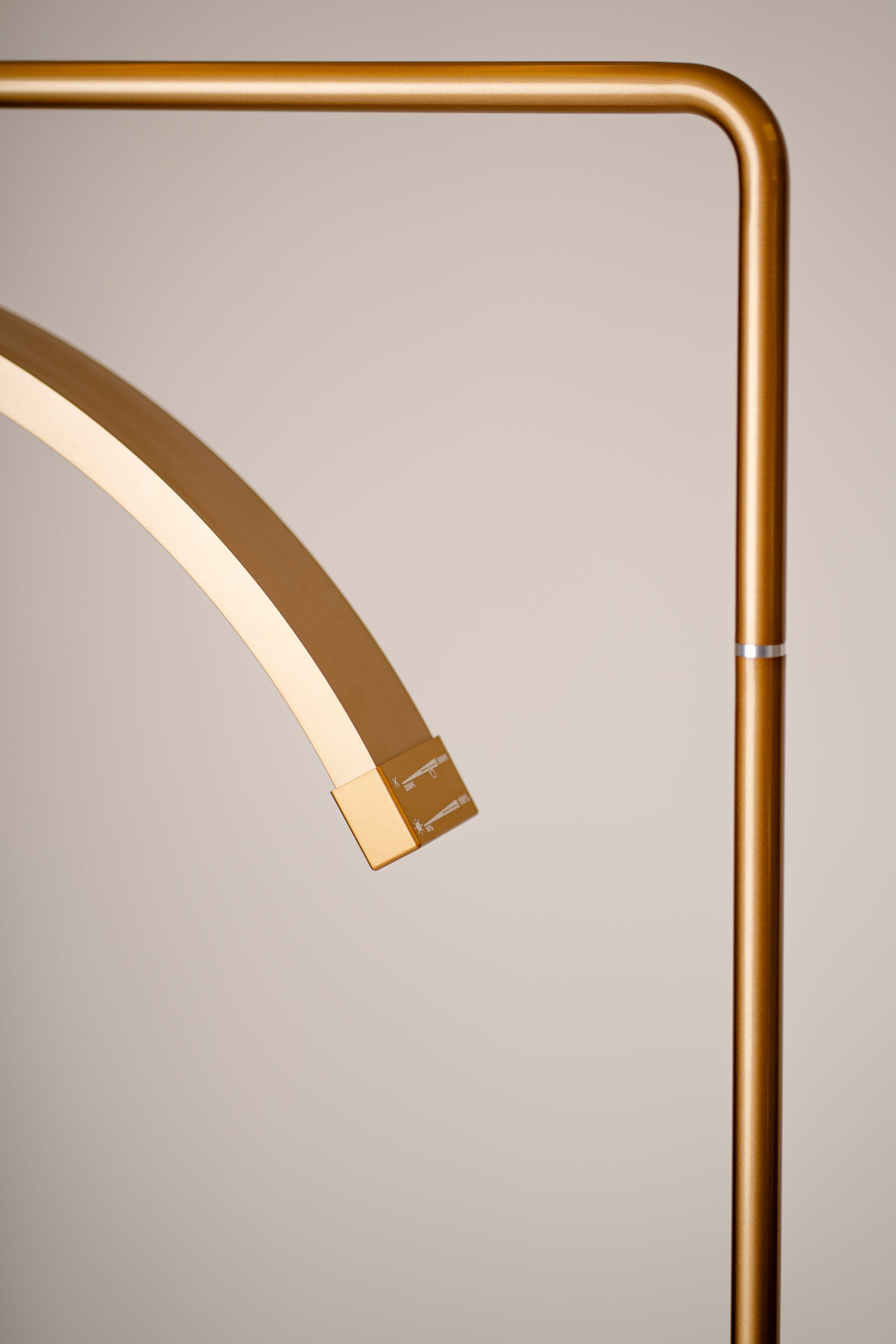 Beauty Moon Light Gold