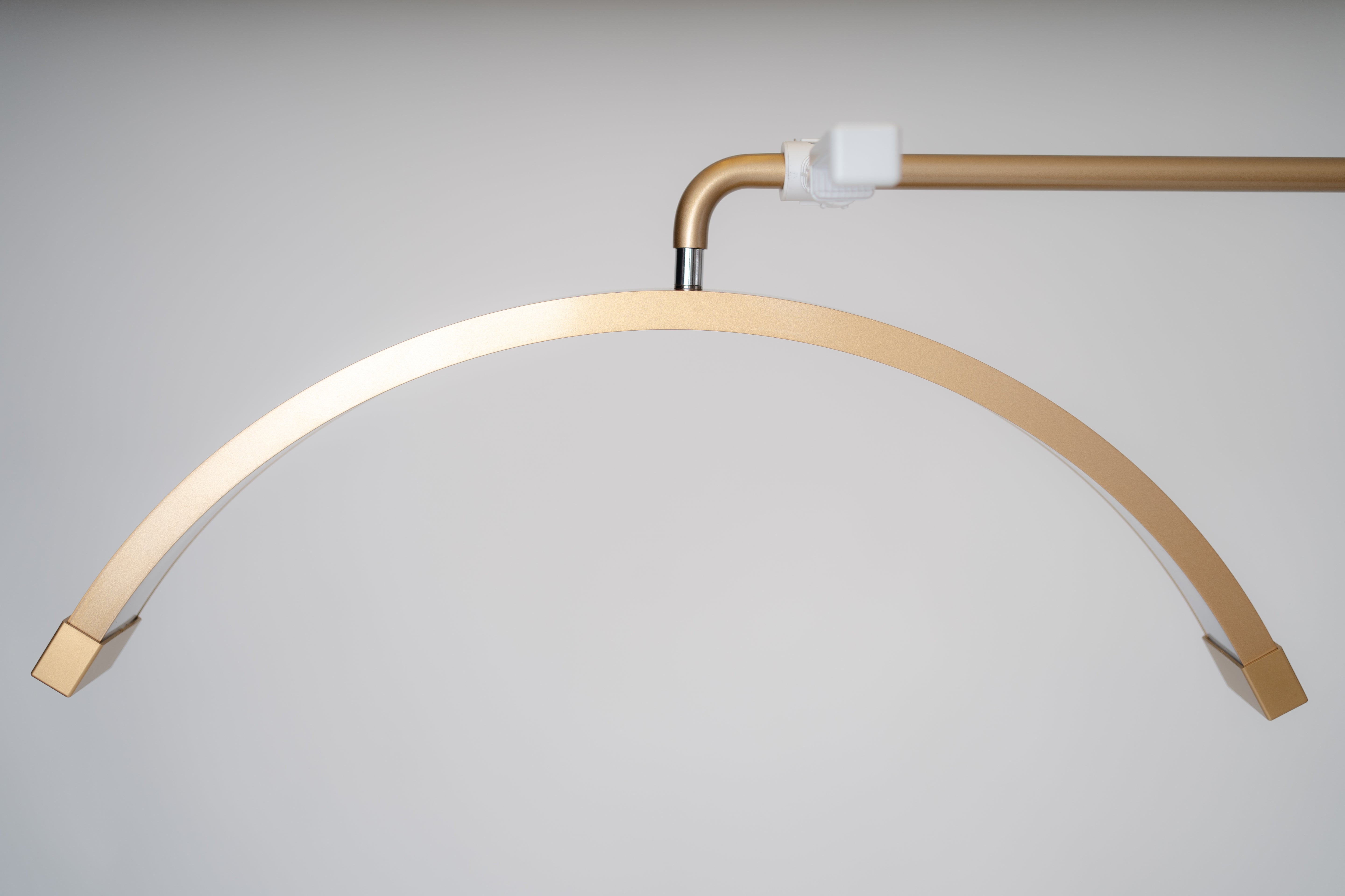 Half moon beauty light Gold 360 rotation