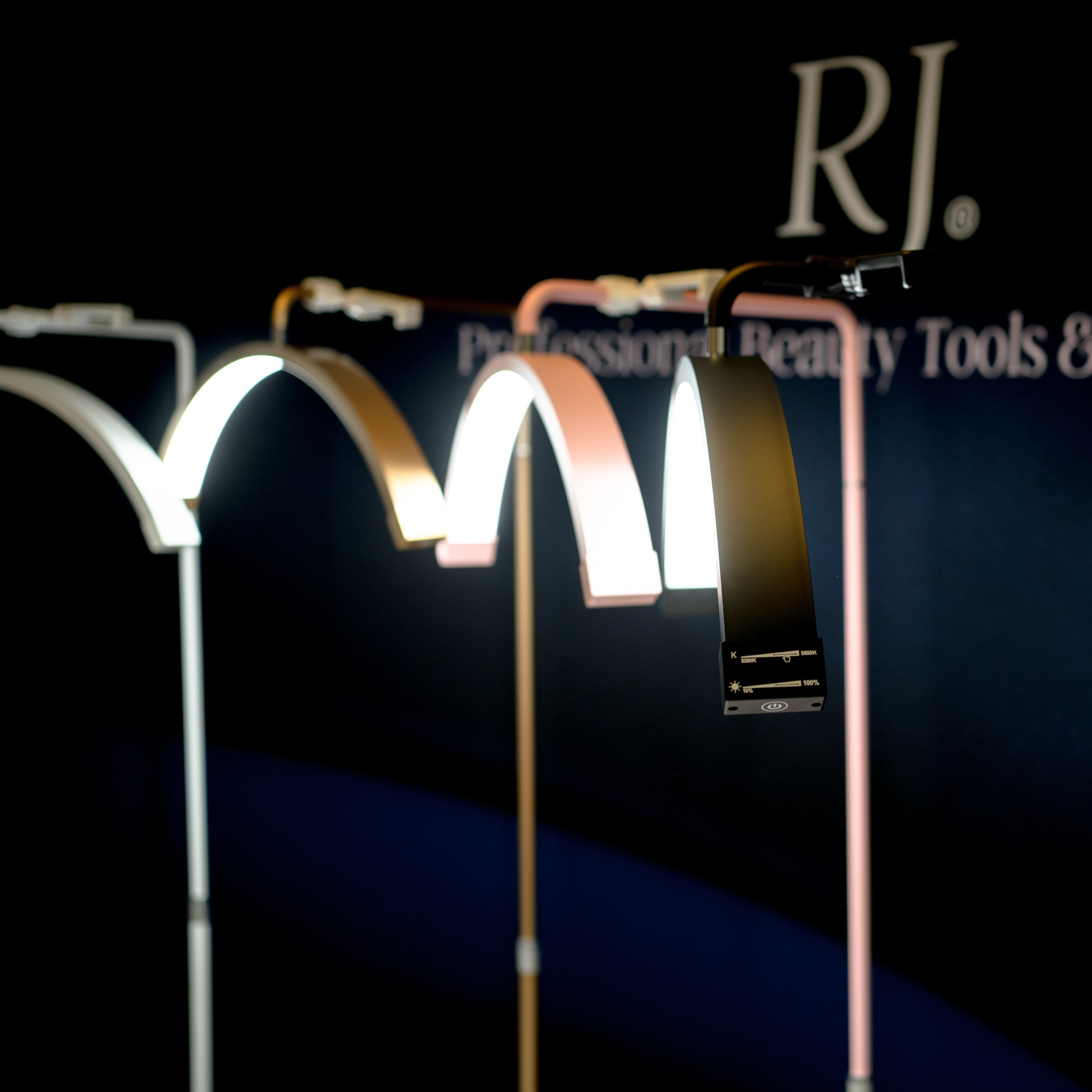 wimper en wenkbrauw technicus lamp